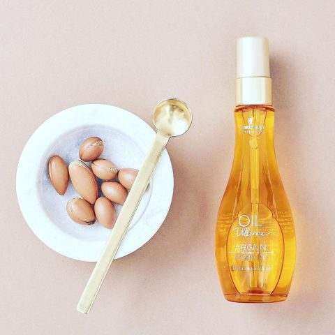 Let’s talk Oils: Why should we use them in our hair? ⁠